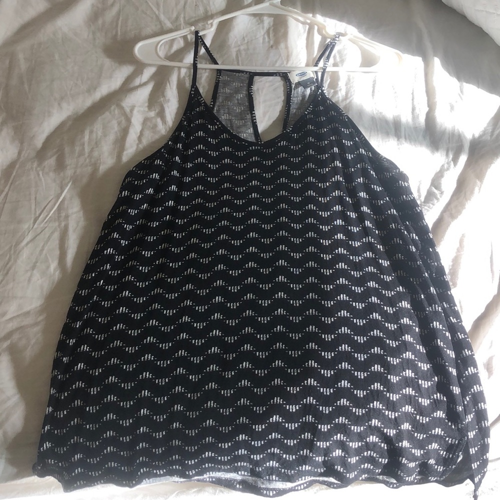 Black and white flowy tank top